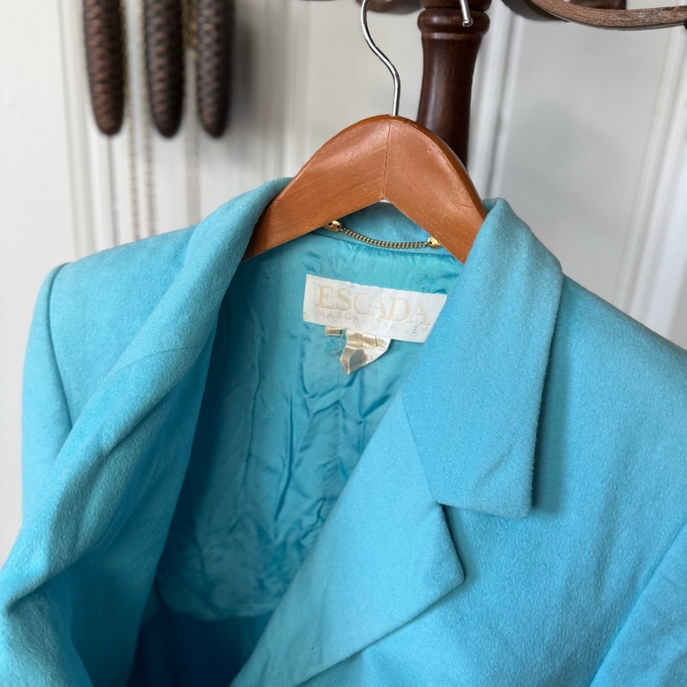 Escada Cashmere Wool Sky Blue Belted Trench Blazer - Picture 5 of 8